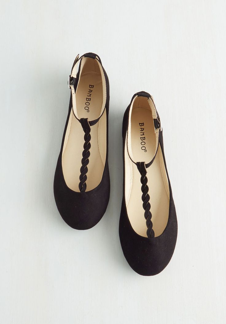 Balerínky – obuv, ktorá  ženám vyhovuje